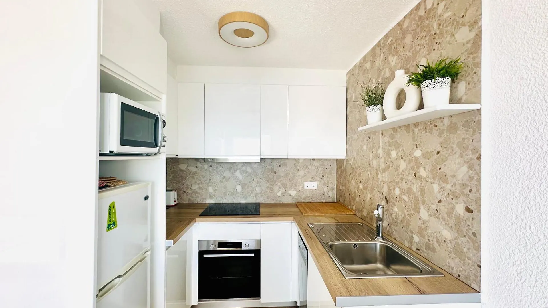 Global-Immo 2193 Mirador I 46 Apartman Roses 0*,